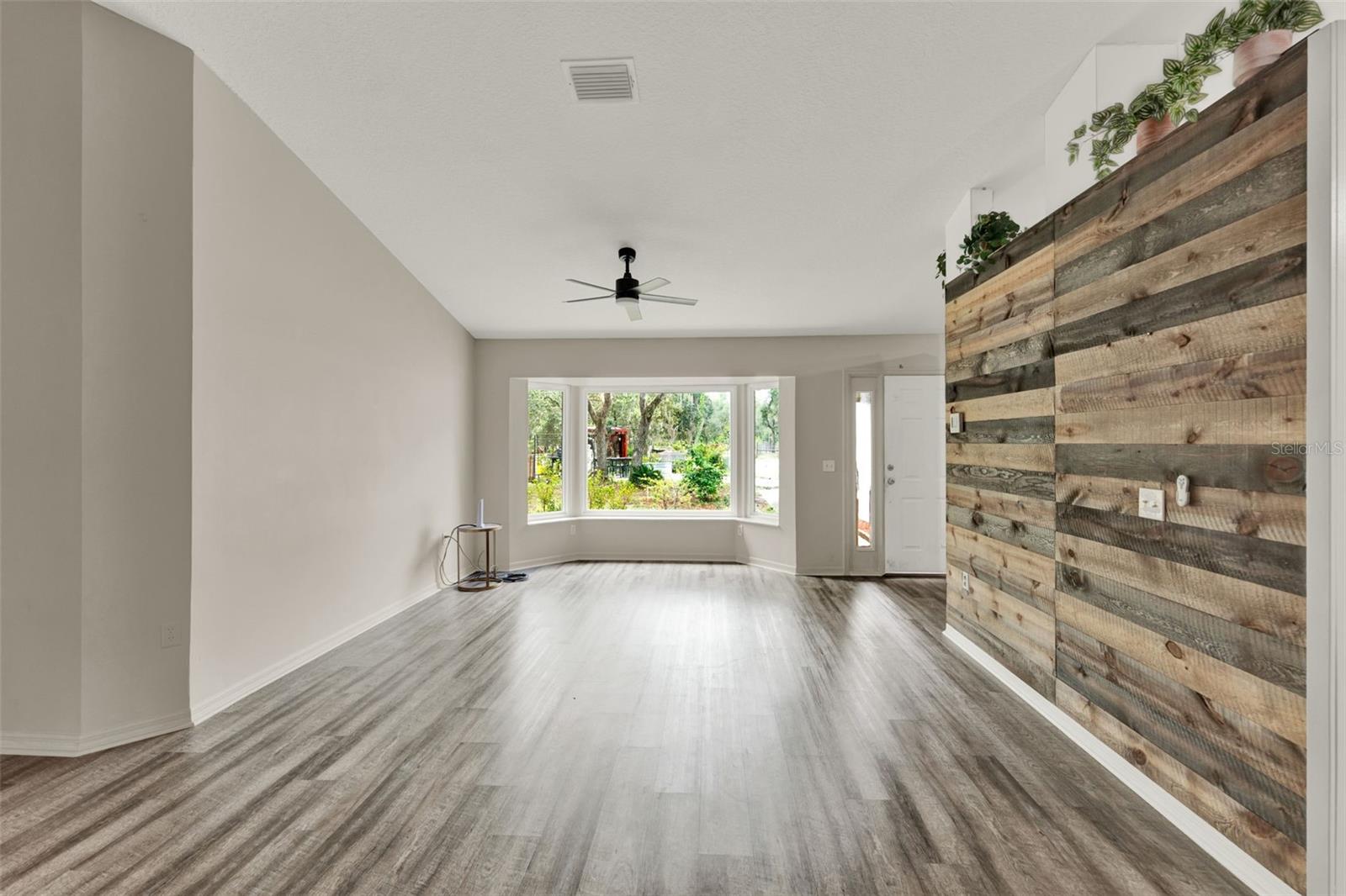 BLACKWATER OAKS - Residential