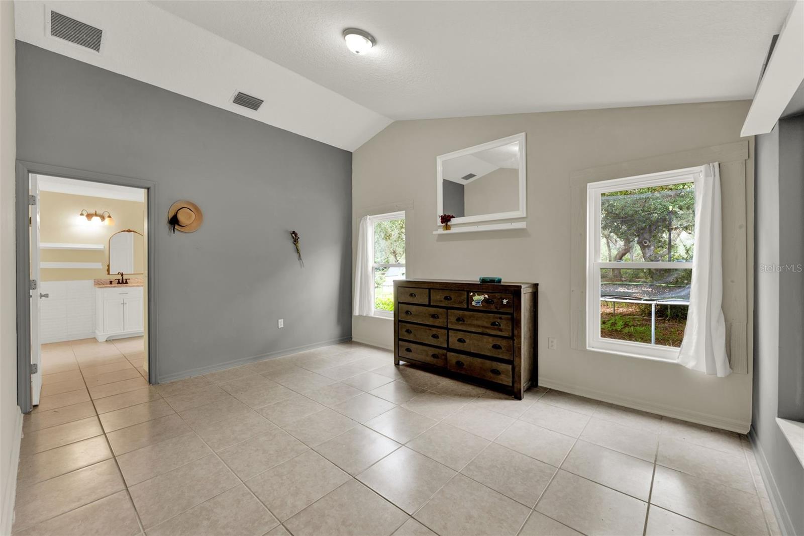 BLACKWATER OAKS - Residential