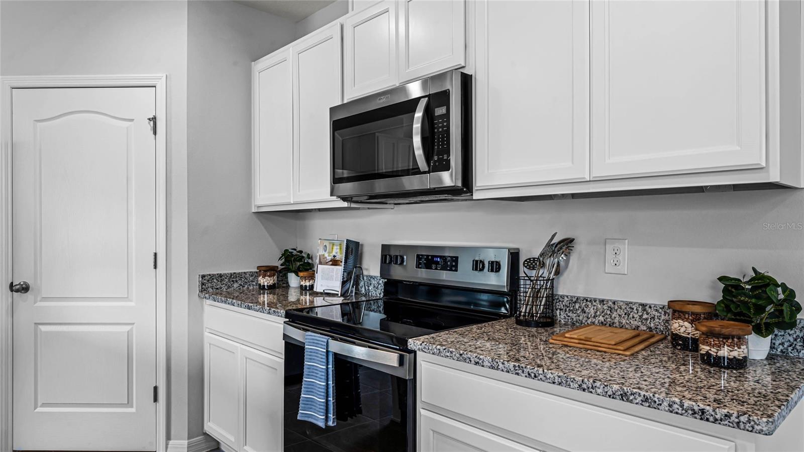 DEERBROOK - Residential