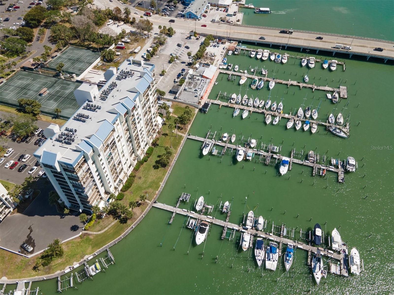 WEATHERLY THE CONDO - Residential Lease