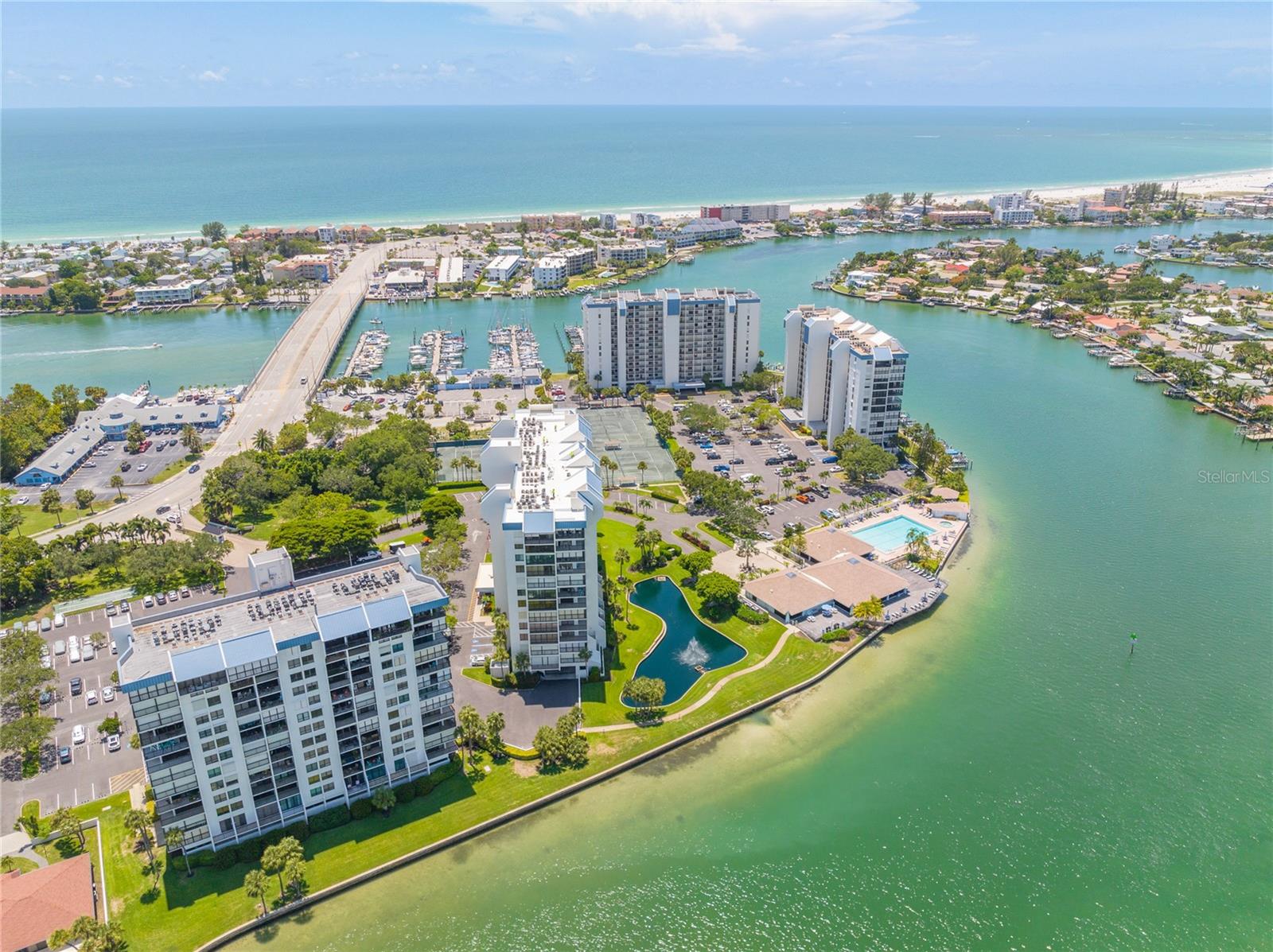 WEATHERLY THE CONDO - Residential Lease