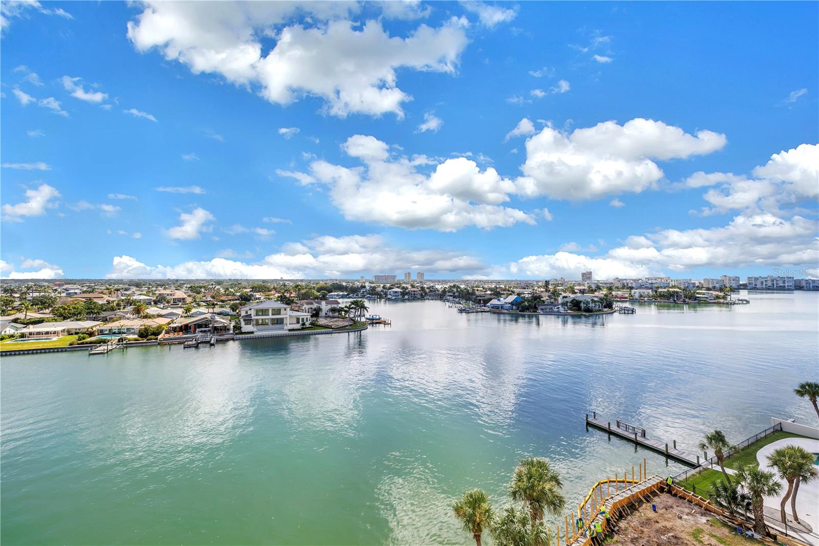 WEATHERLY THE CONDO - Residential Lease