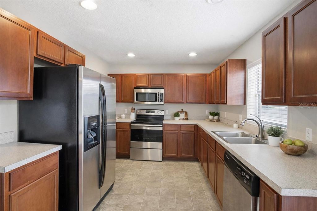 Photo of 2463 Martins Run, Tavares, FL 32778 (MLS # G5106726)