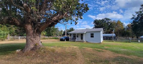 A home in BELLEVIEW