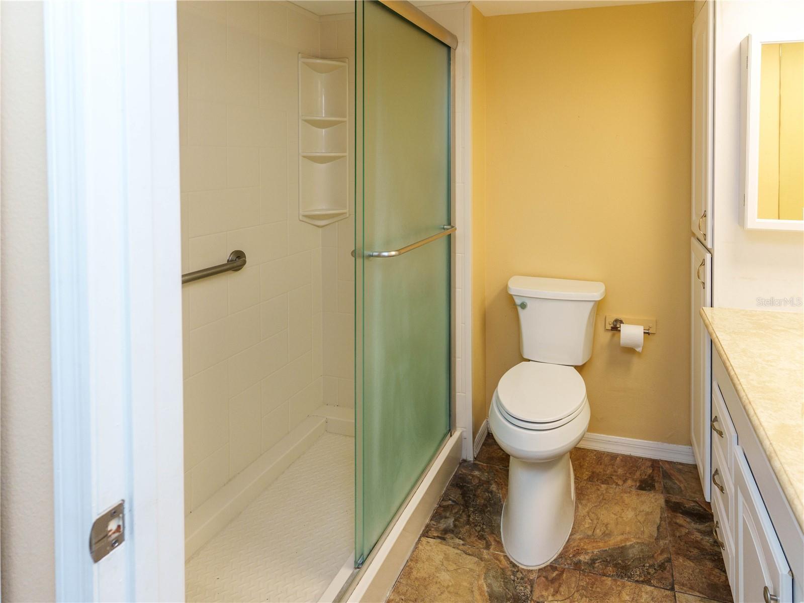 HARBOR GREENS AT YACHT CLUB ESTATES - Residential