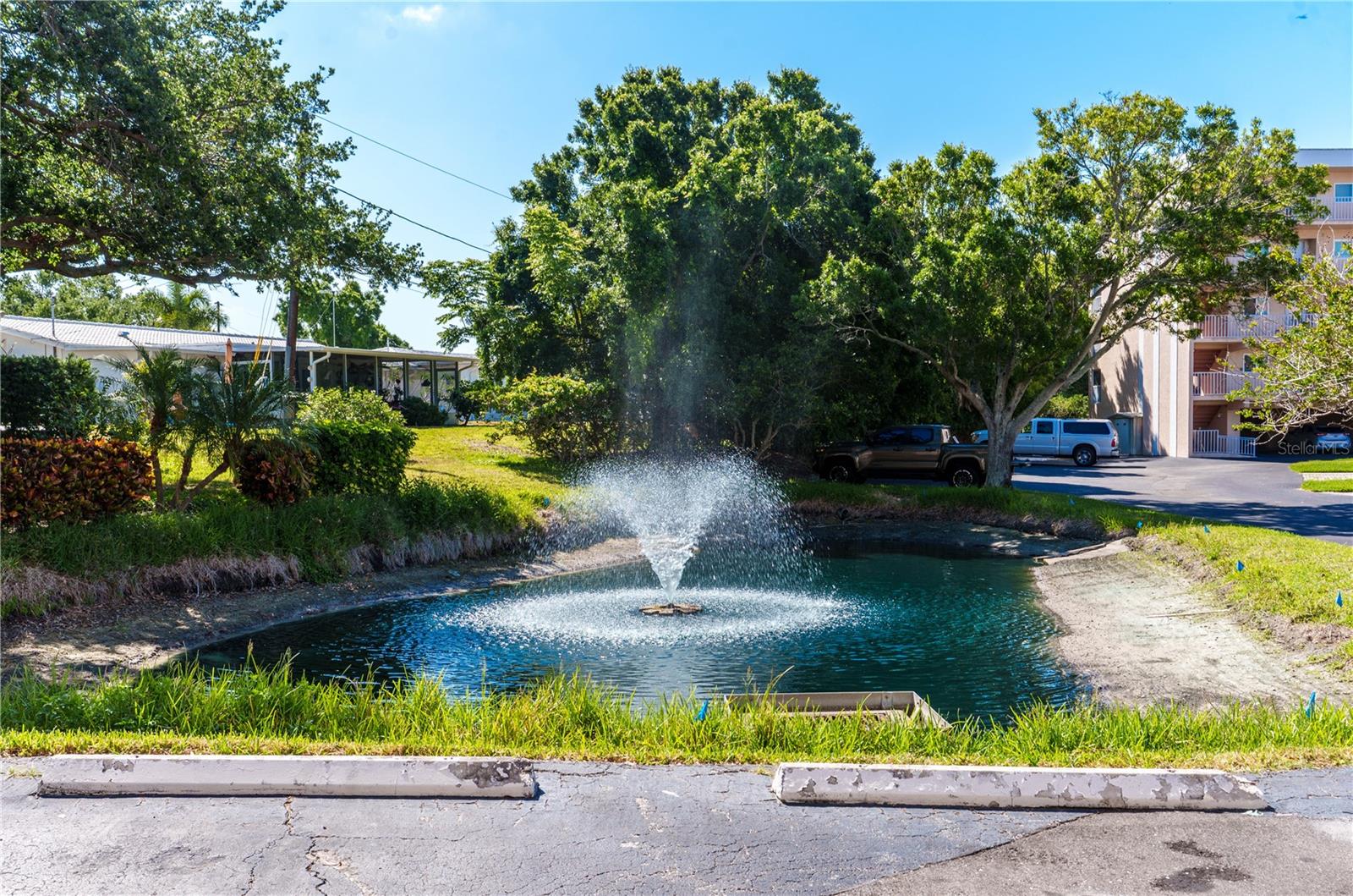 HARBOR GREENS AT YACHT CLUB ESTATES - Residential