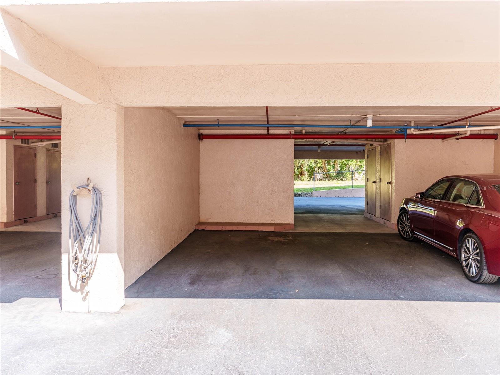 HARBOR GREENS AT YACHT CLUB ESTATES - Residential