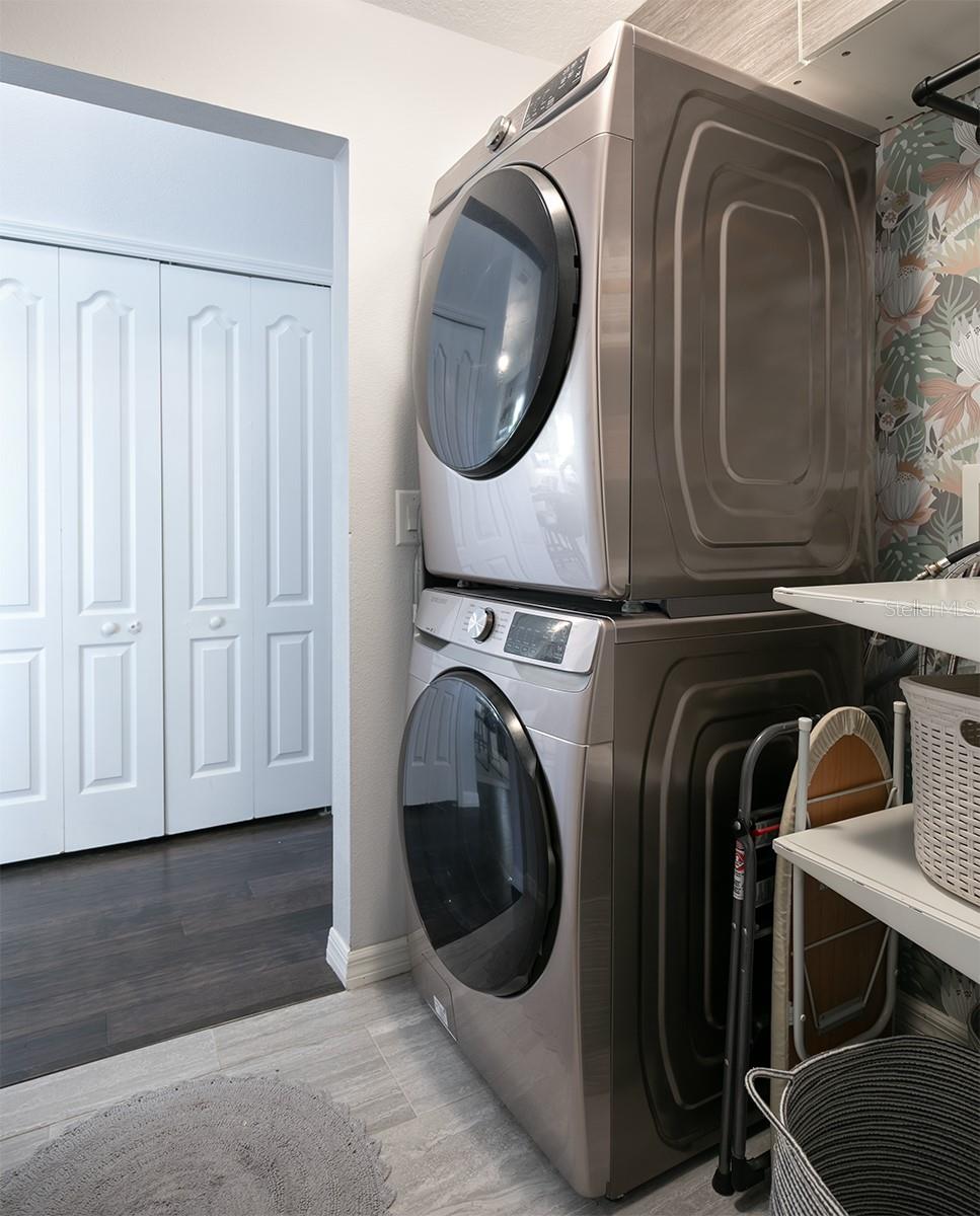 DELTONA LAKES UNIT 31 - Residential