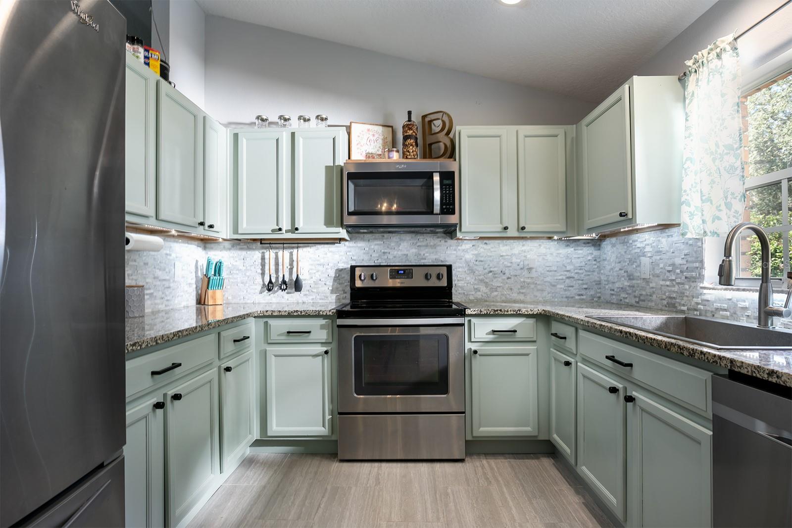 DELTONA LAKES UNIT 31 - Residential