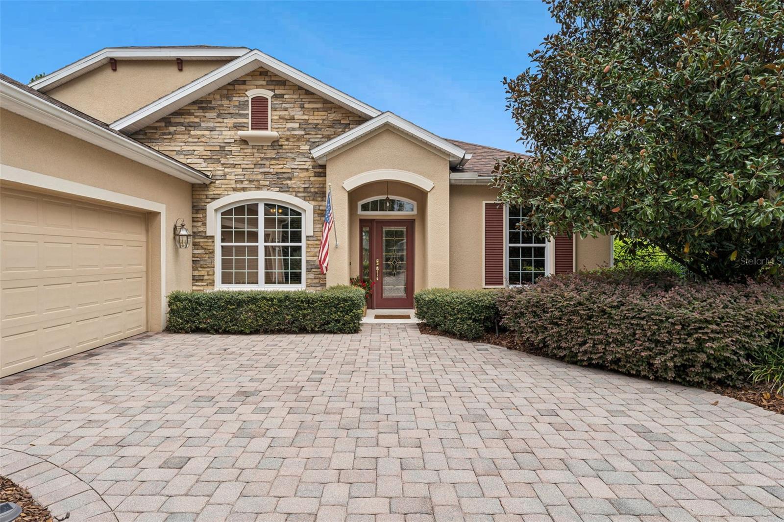 1110 HERON POINT WAY
