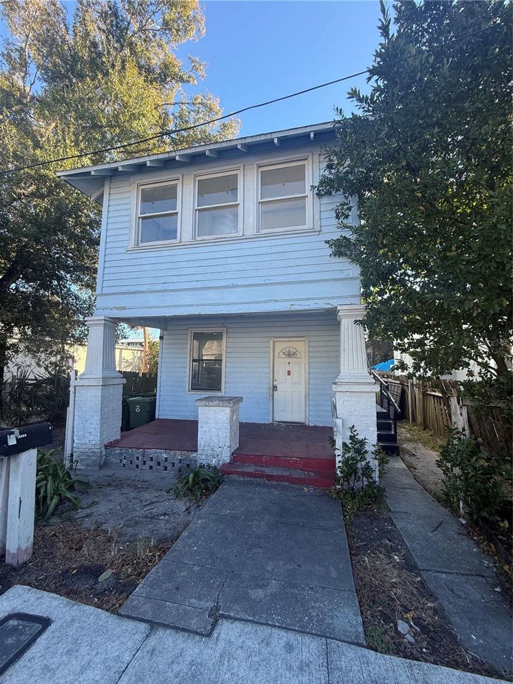 Photo of 1015 E Columbus Drive, Tampa, FL 33605 (MLS # TB8474447)