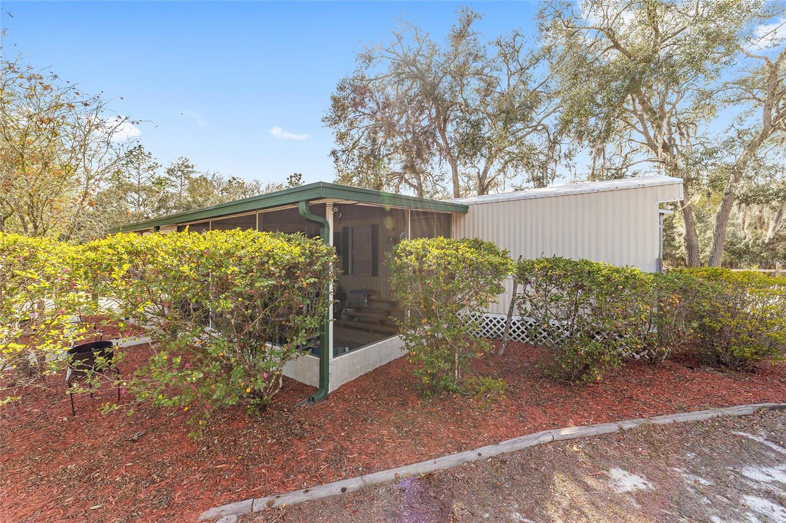 LAKE TROPICANA RANCHETTES UN 02 - Residential