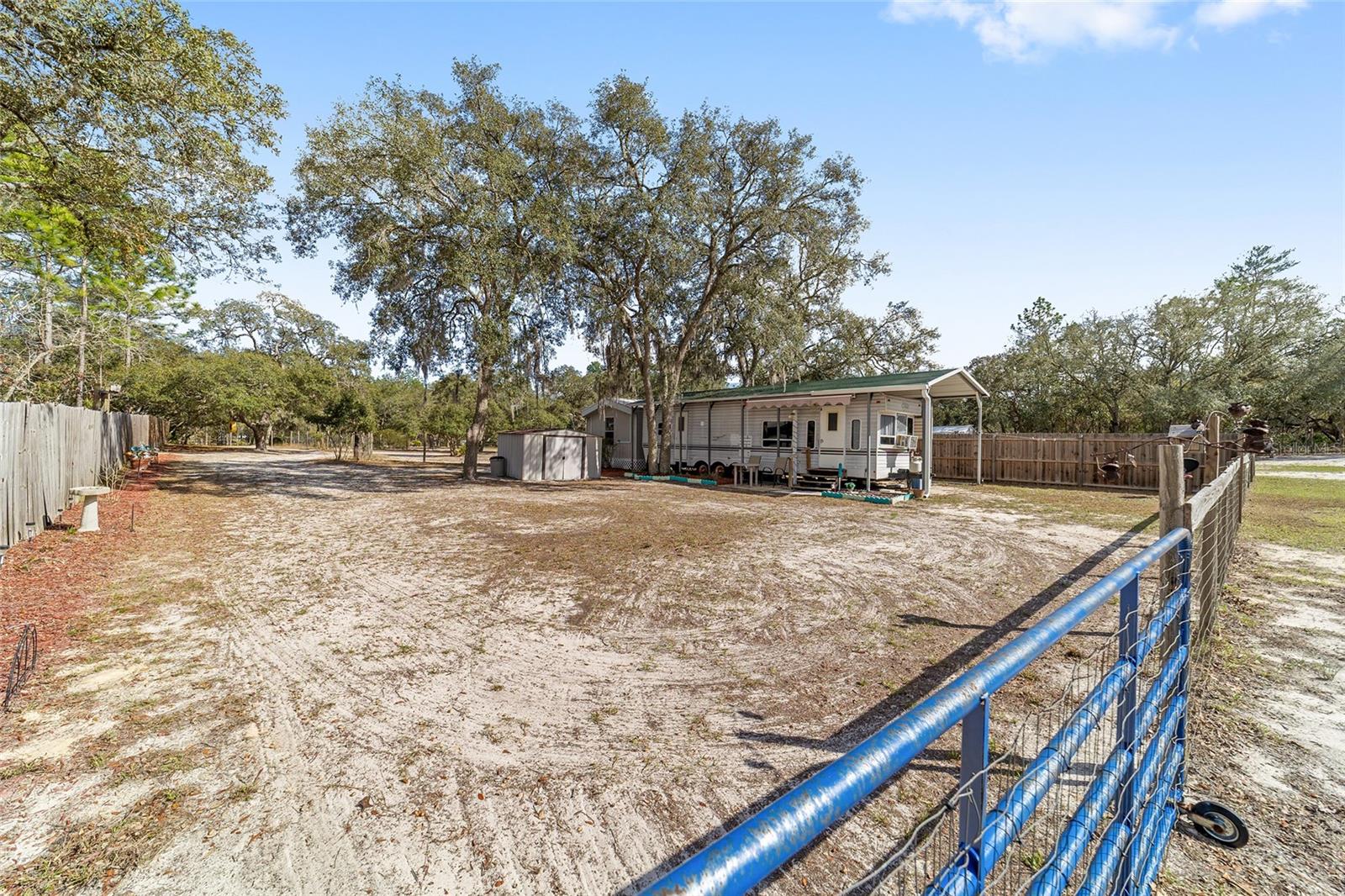 LAKE TROPICANA RANCHETTES UN 02 - Residential