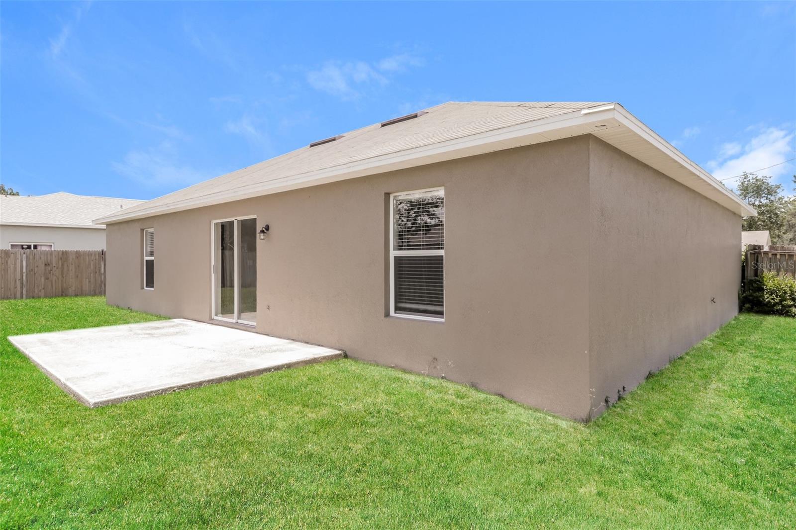 SPRING HILL - Residential Lease