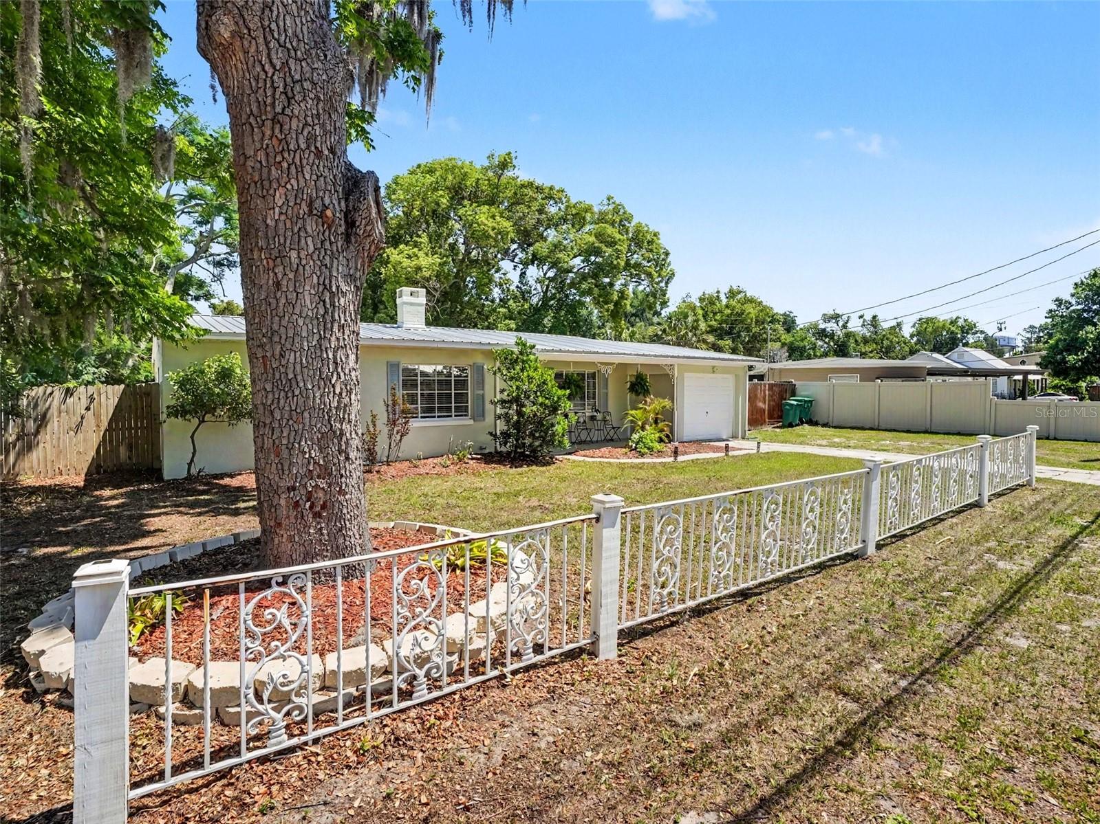 MOUNT DORA ORANGE HILL - Residential