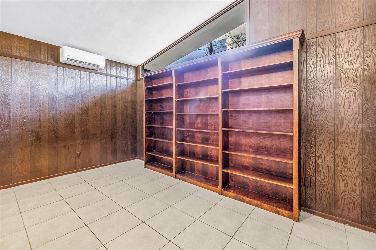 LAKE PASADENA DEV - Residential