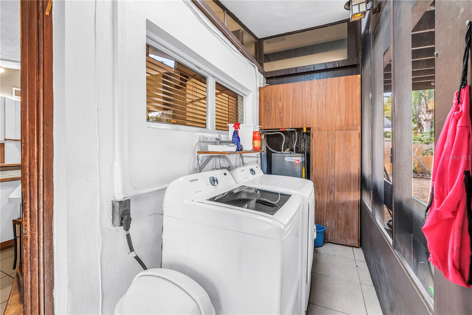 LAKE PASADENA DEV - Residential