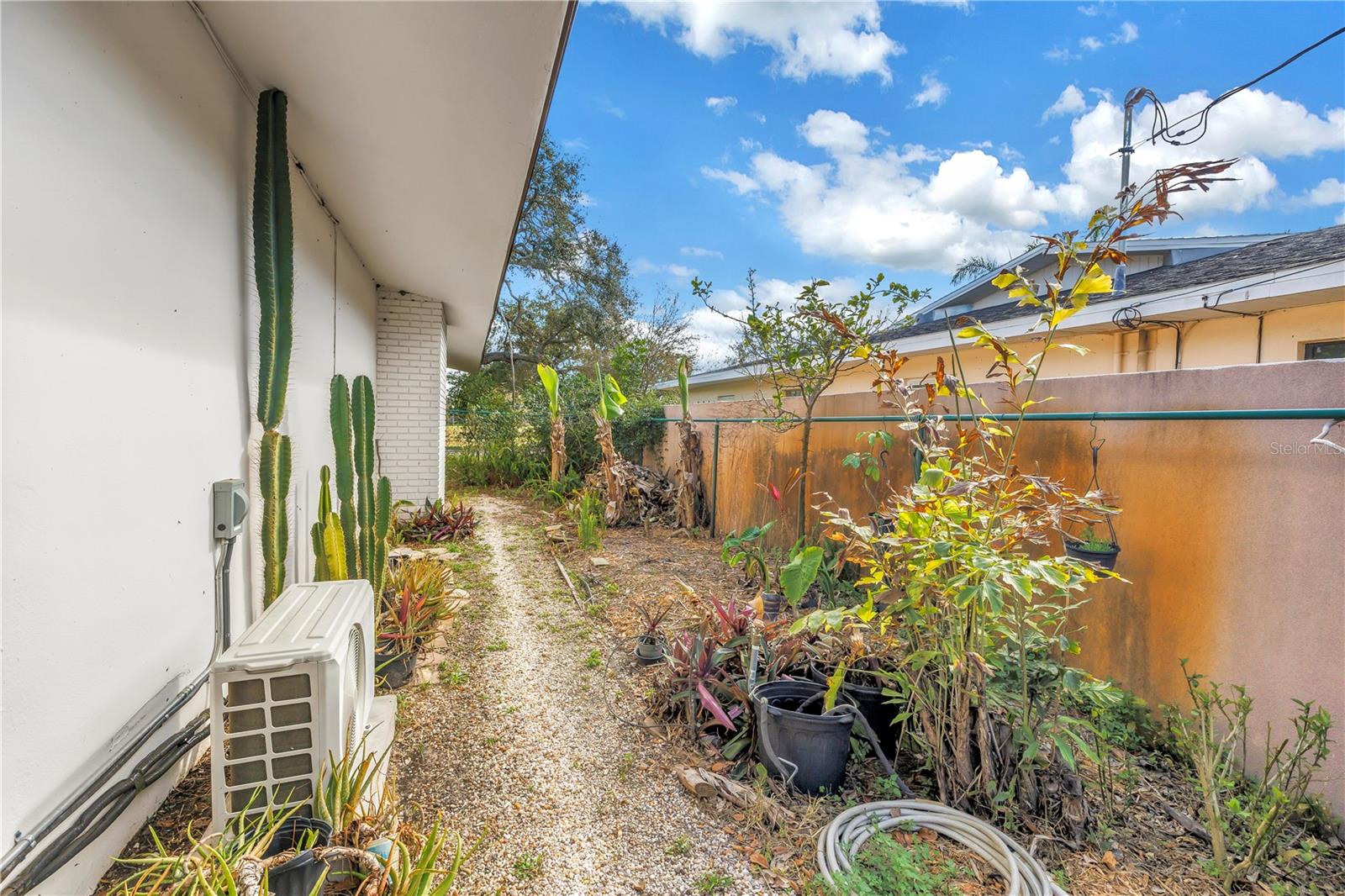 LAKE PASADENA DEV - Residential