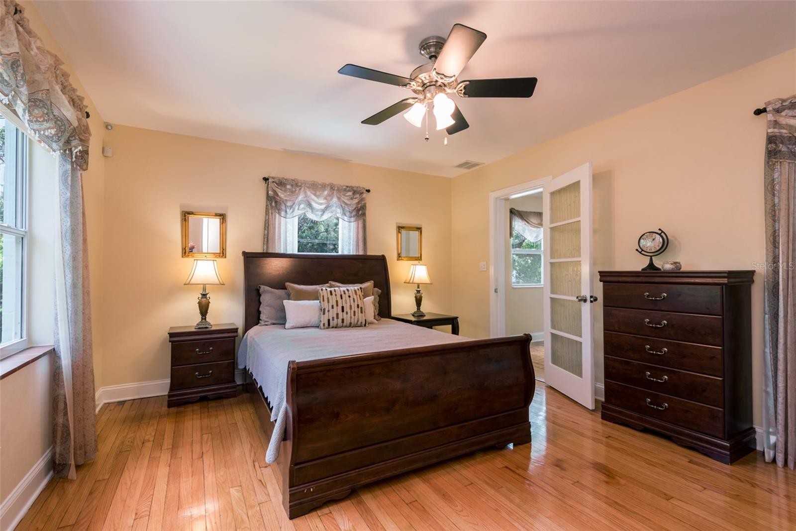 BARNARD ERASTUS A S REV SUB - Residential