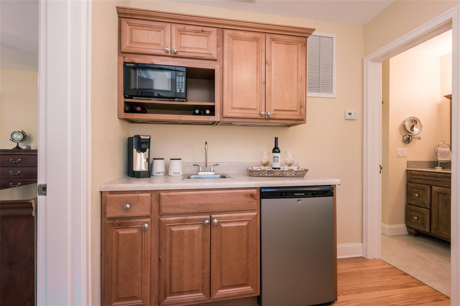 BARNARD ERASTUS A S REV SUB - Residential