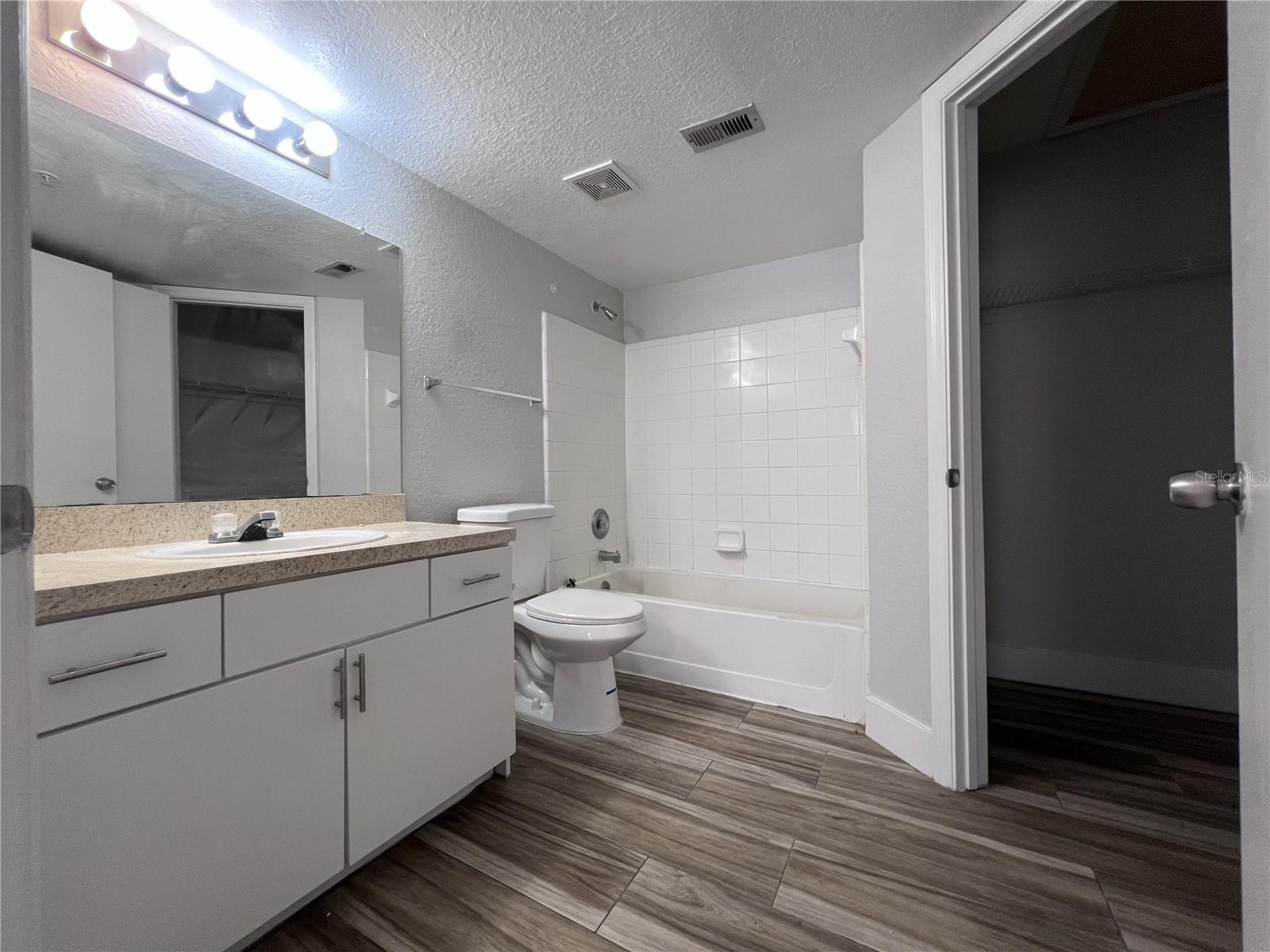 VILLAS DEL SOL AT KISSIMMEE CONDO - Residential