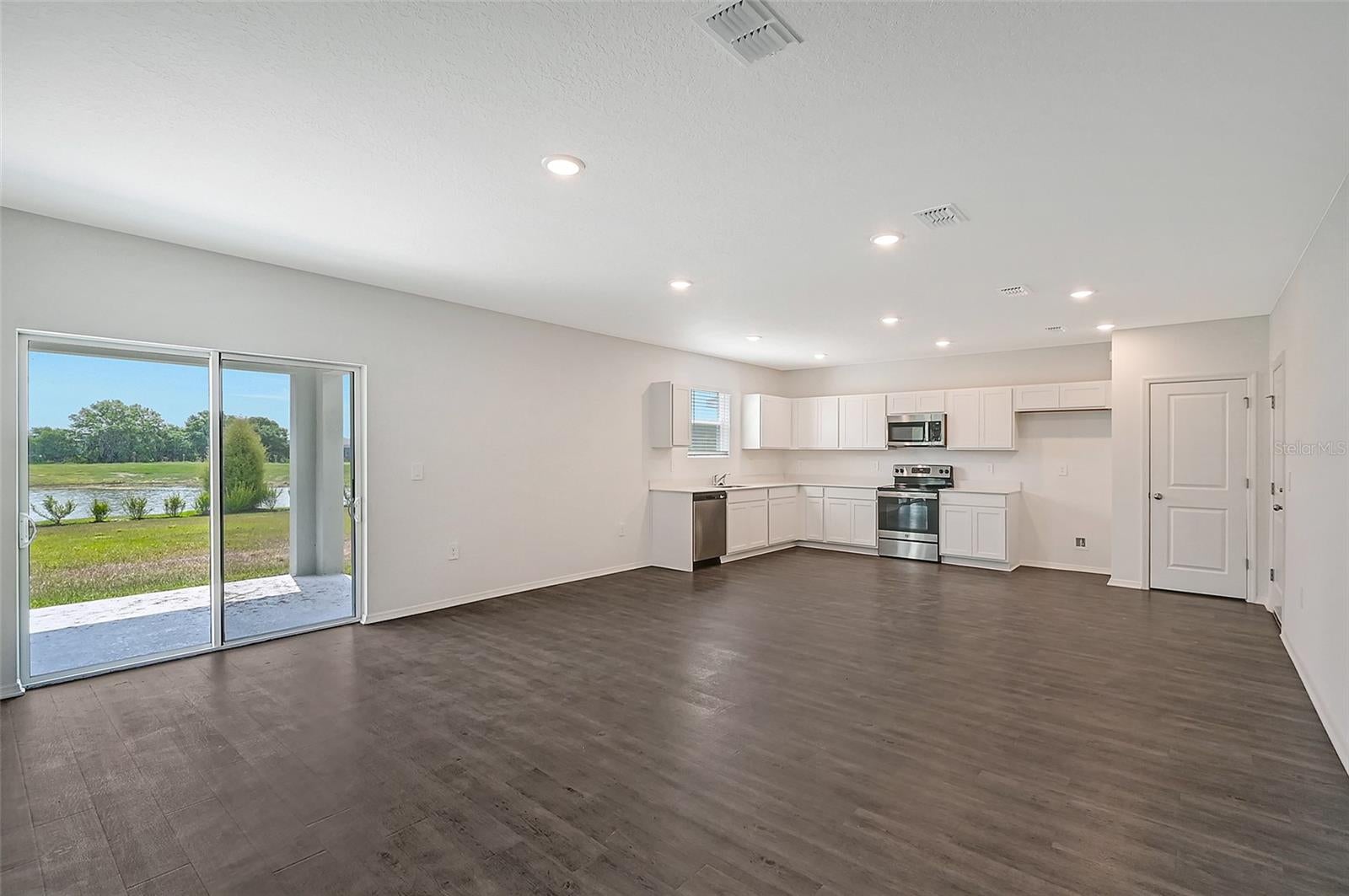 11391 LAKE LOUISA TERRACE