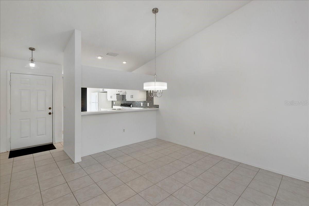 1288 SPOONBILL LANDINGS CIRCLE