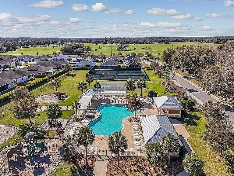 OXFORD OAKS PH 2 - Residential