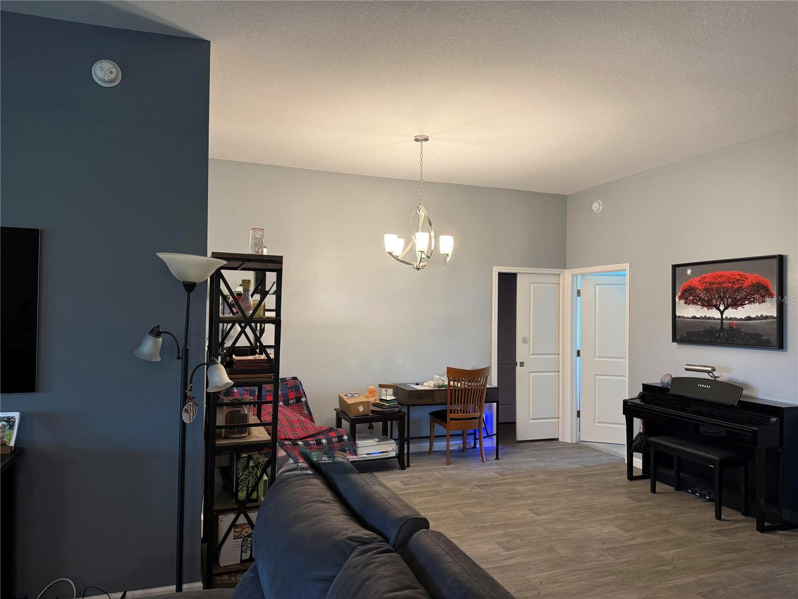 OXFORD OAKS PH 2 - Residential