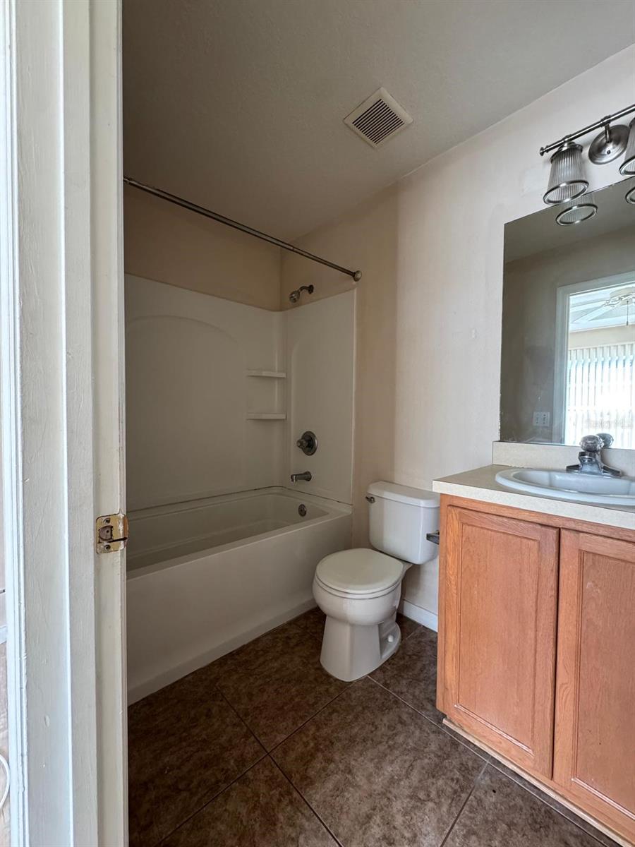 SELMA HOMESITES - Residential Lease