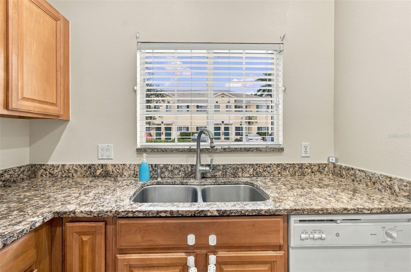 226 CAPE HARBOUR LOOP 104