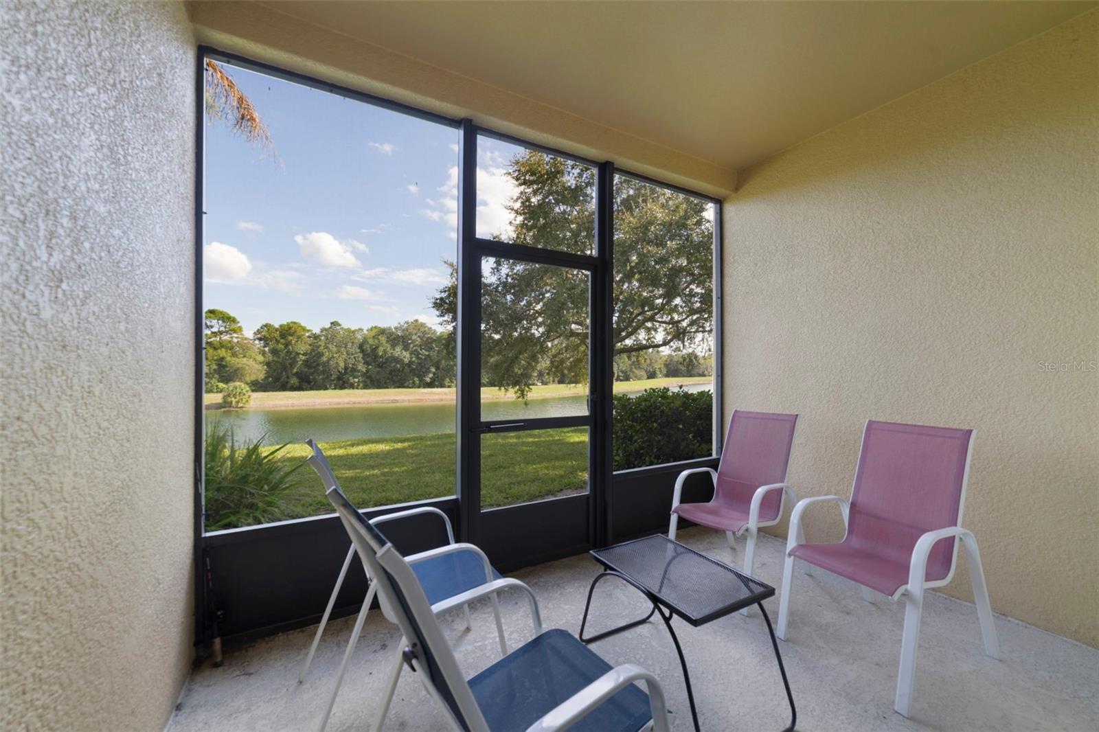 OAKWATER CONDO PH 20-23 - Residential