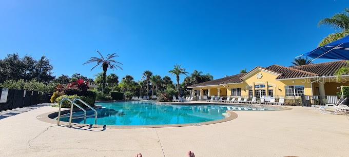 OAKWATER CONDO PH 20-23 - Residential