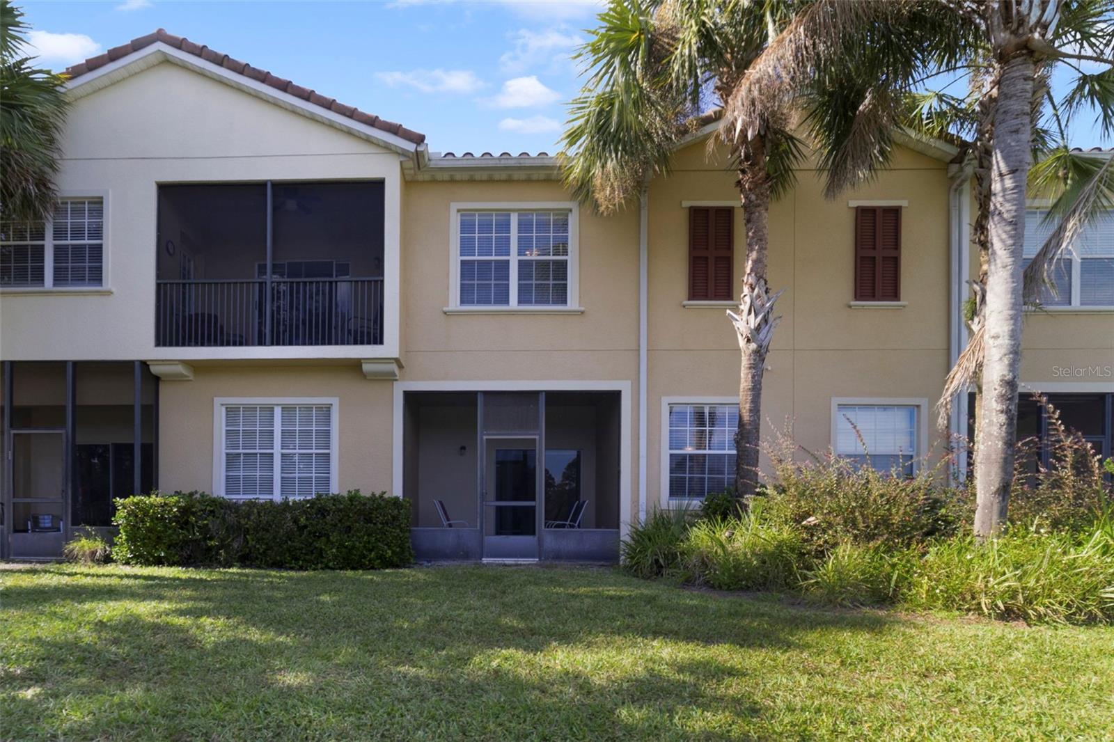 OAKWATER CONDO PH 20-23 - Residential