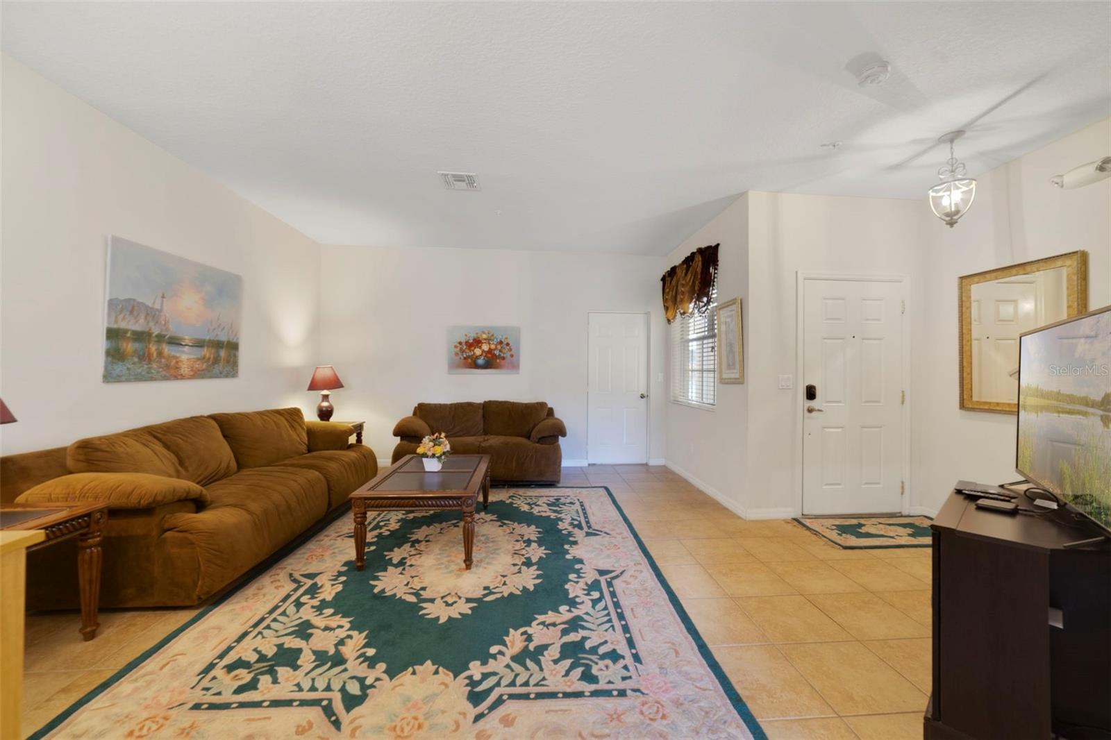 OAKWATER CONDO PH 20-23 - Residential