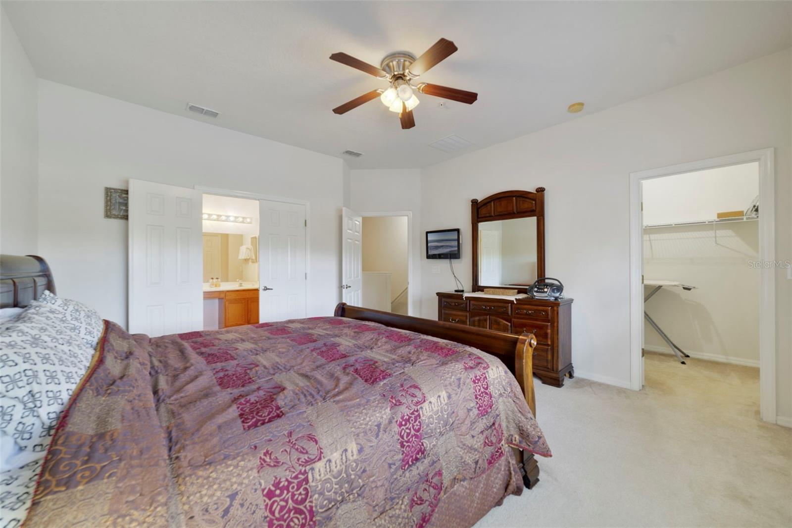 OAKWATER CONDO PH 20-23 - Residential