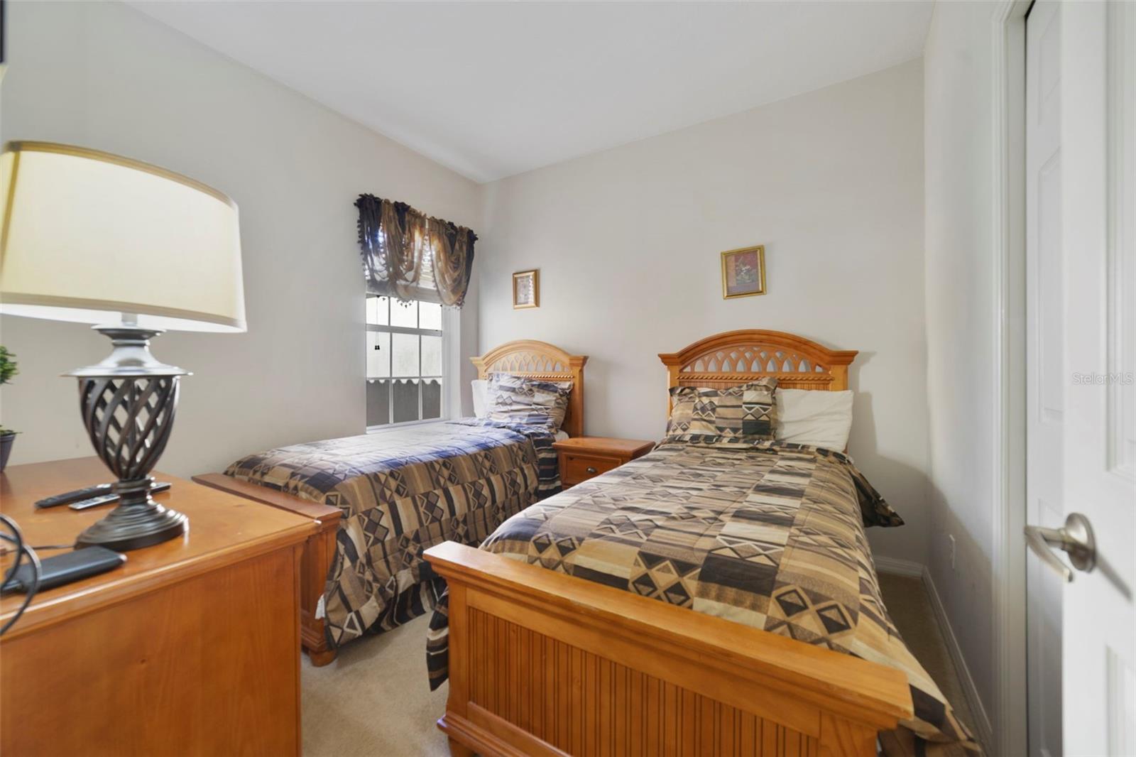 OAKWATER CONDO PH 20-23 - Residential