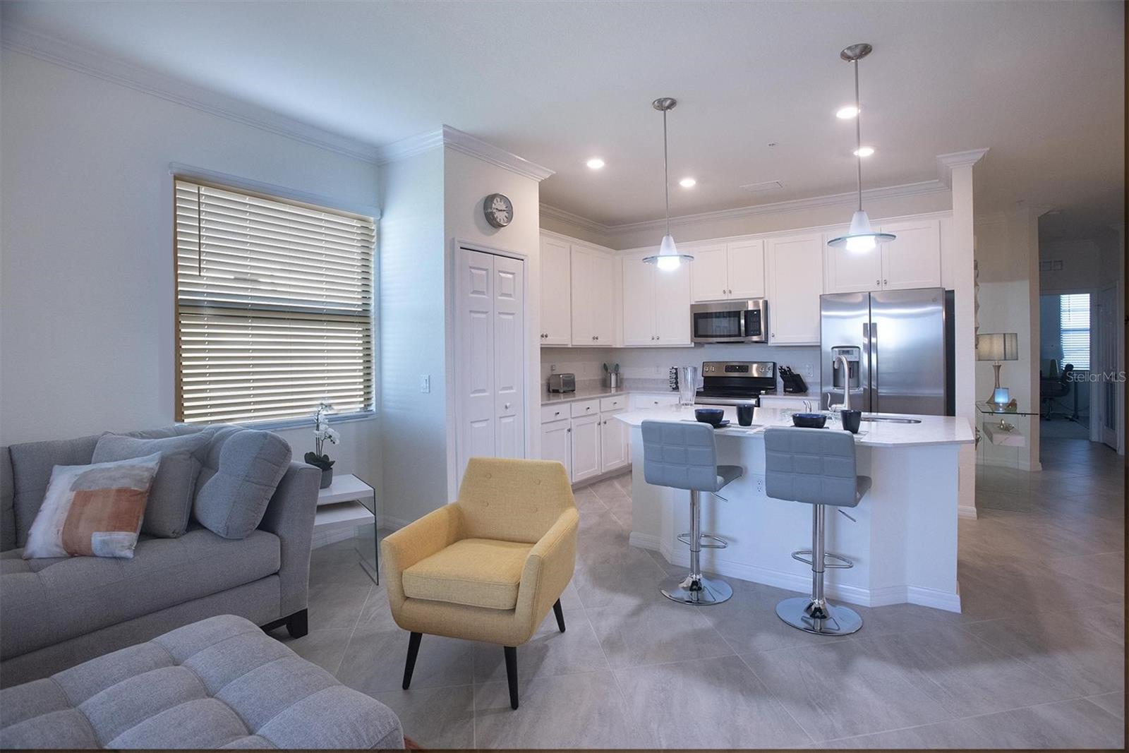 TERRACE VI AT LAKEWOOD NATIONAL PH I - Residential Lease