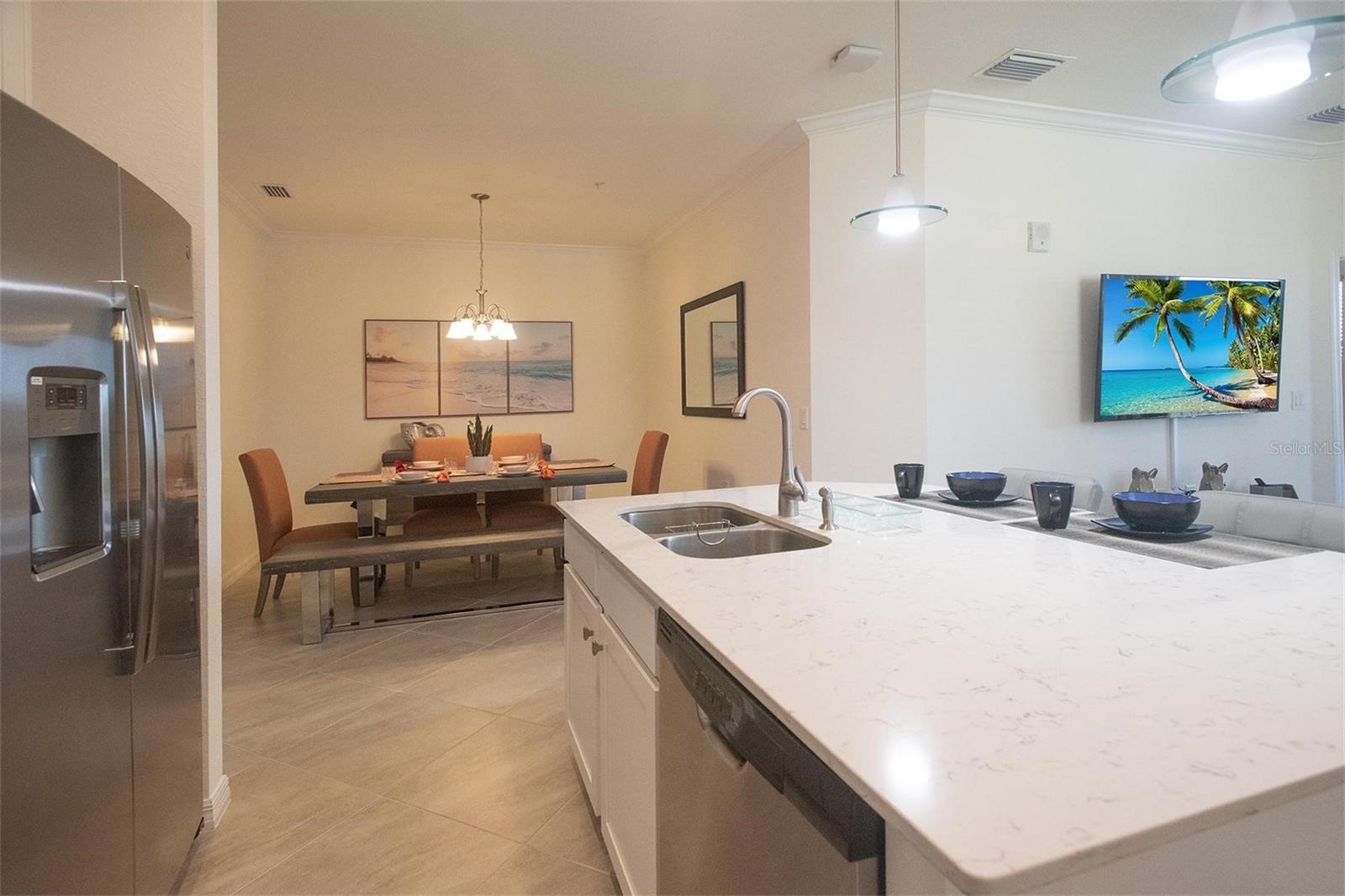 TERRACE VI AT LAKEWOOD NATIONAL PH I - Residential Lease