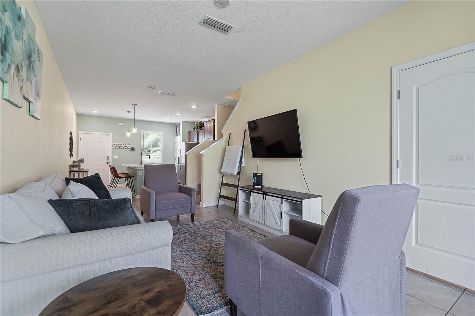 RIVERGATE - Residential
