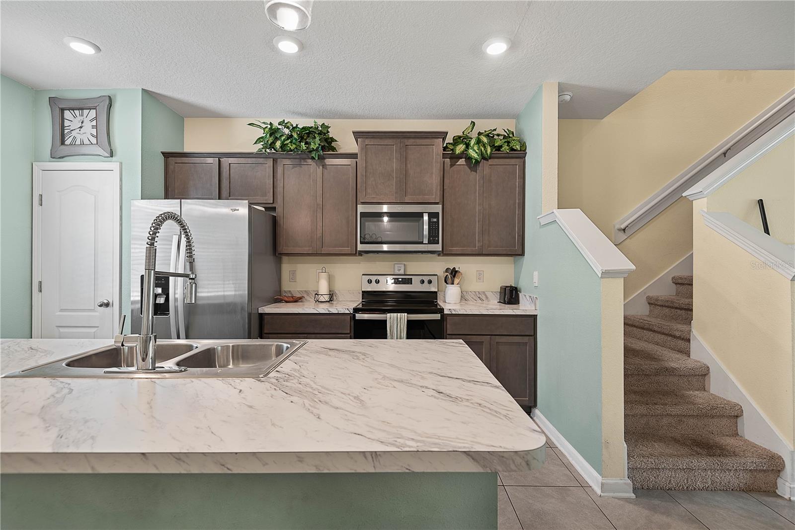 RIVERGATE - Residential