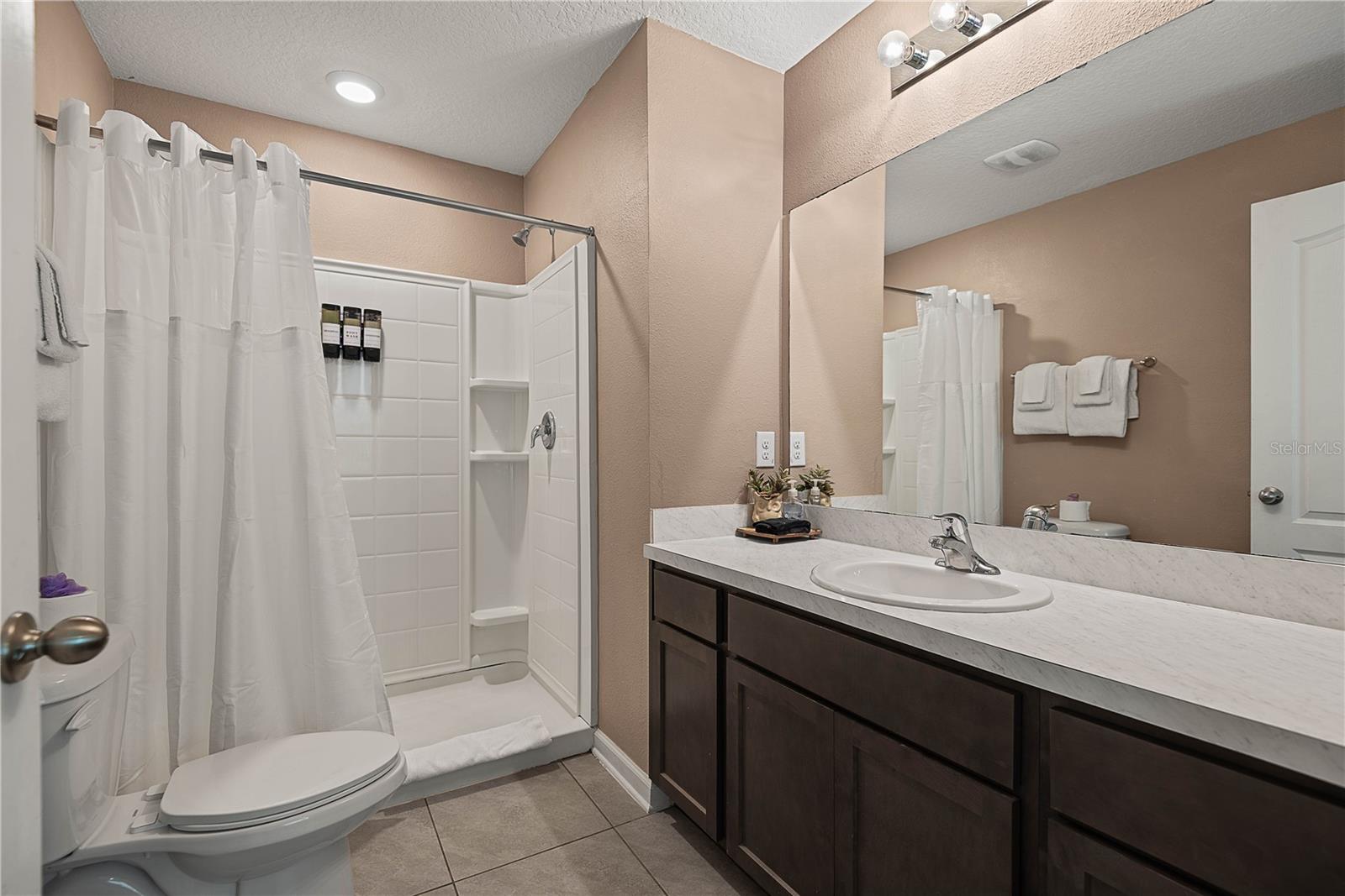 RIVERGATE - Residential