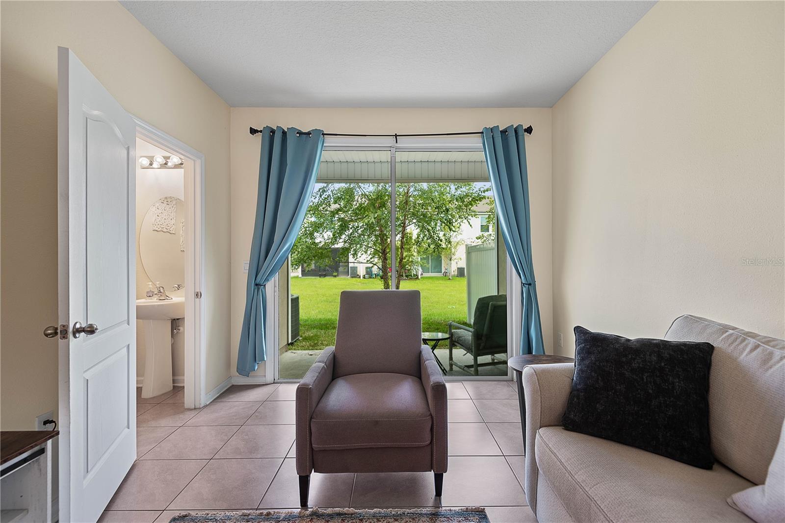 RIVERGATE - Residential