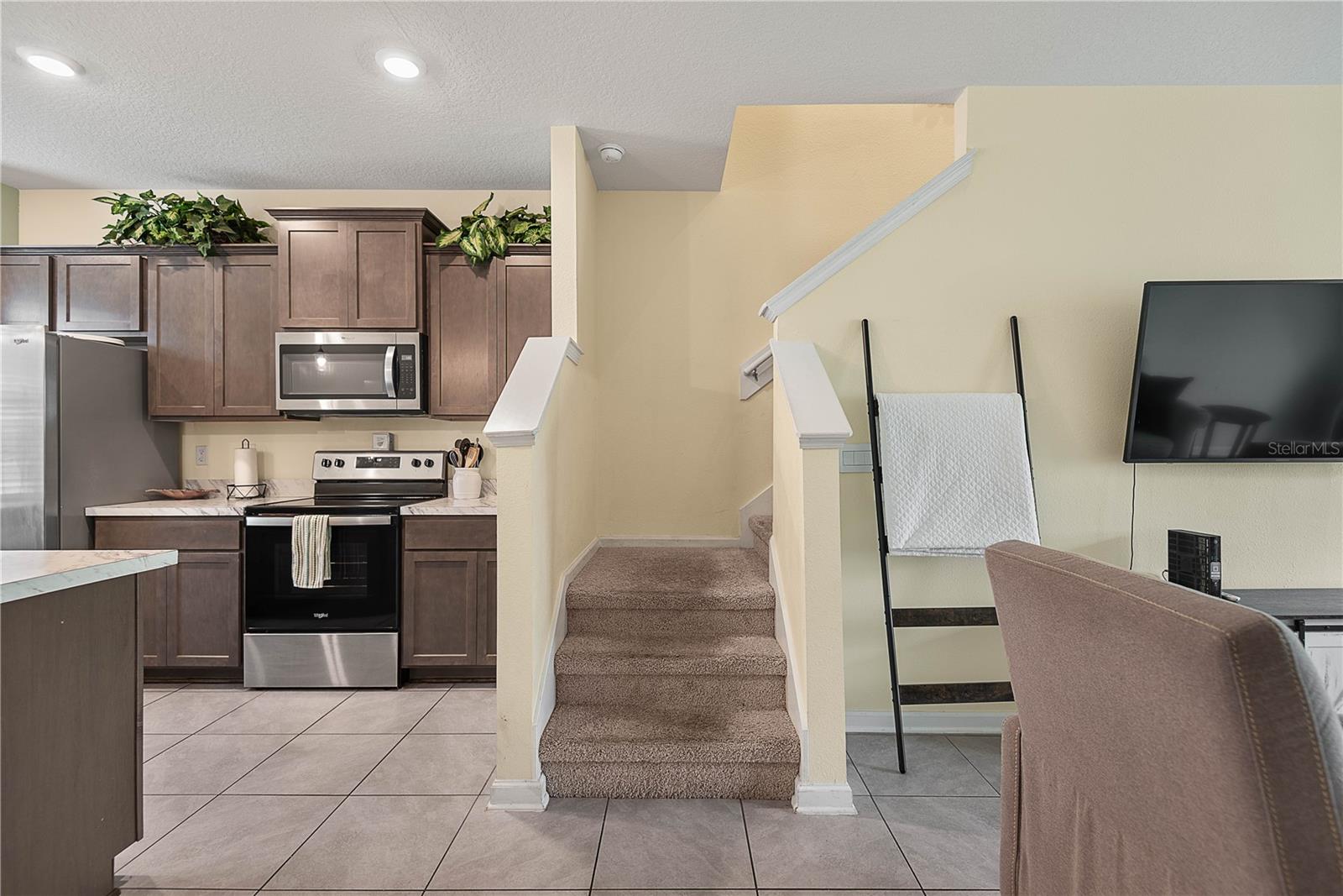 RIVERGATE - Residential
