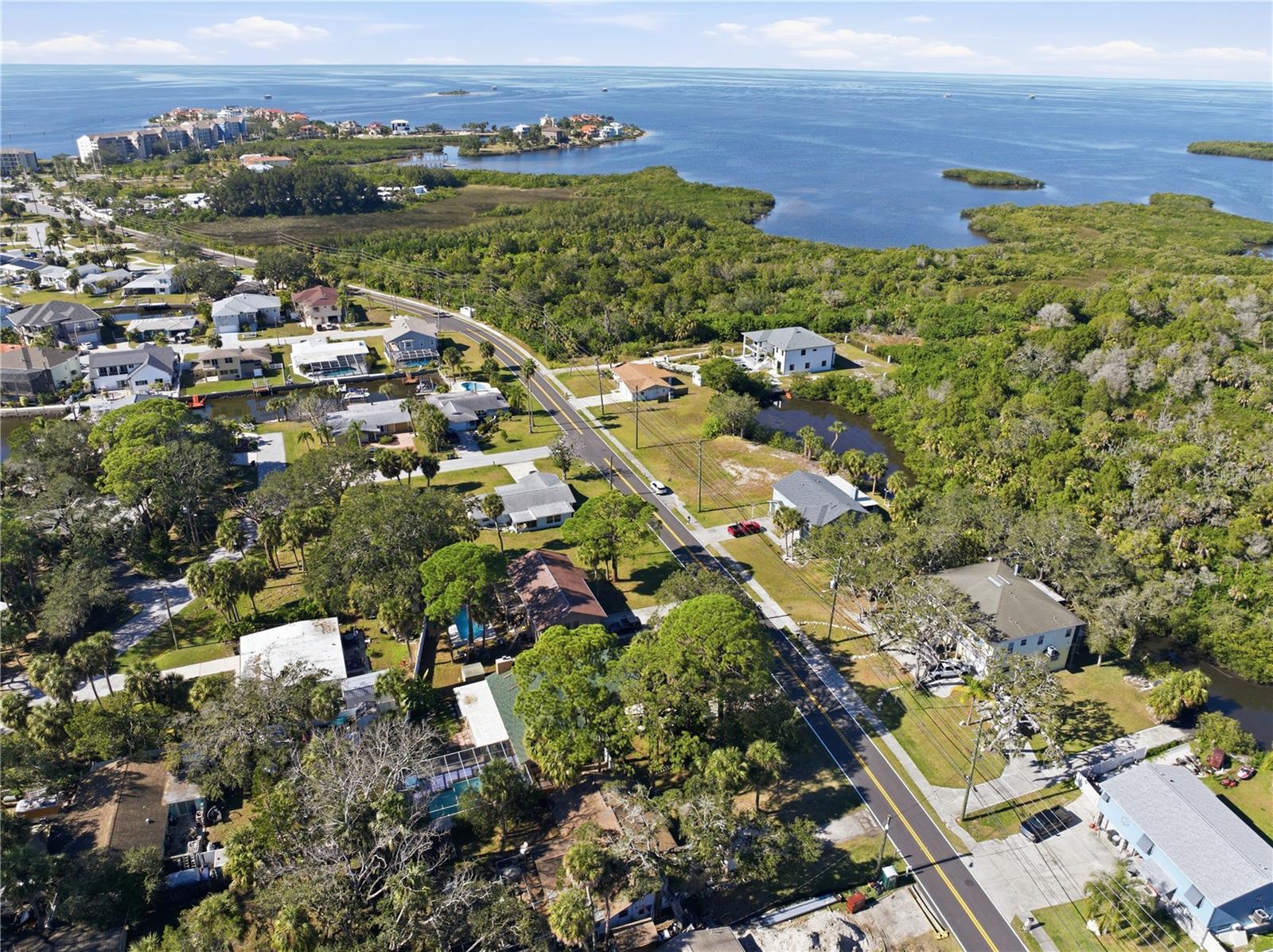 MARTHAS VINEYARD - Residential