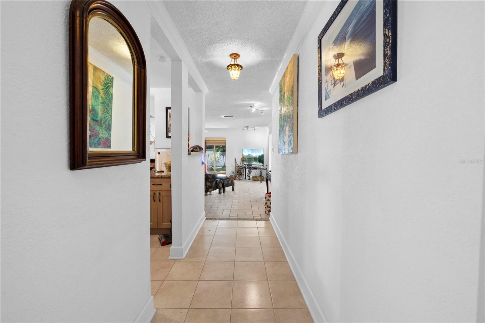 MARTHAS VINEYARD - Residential