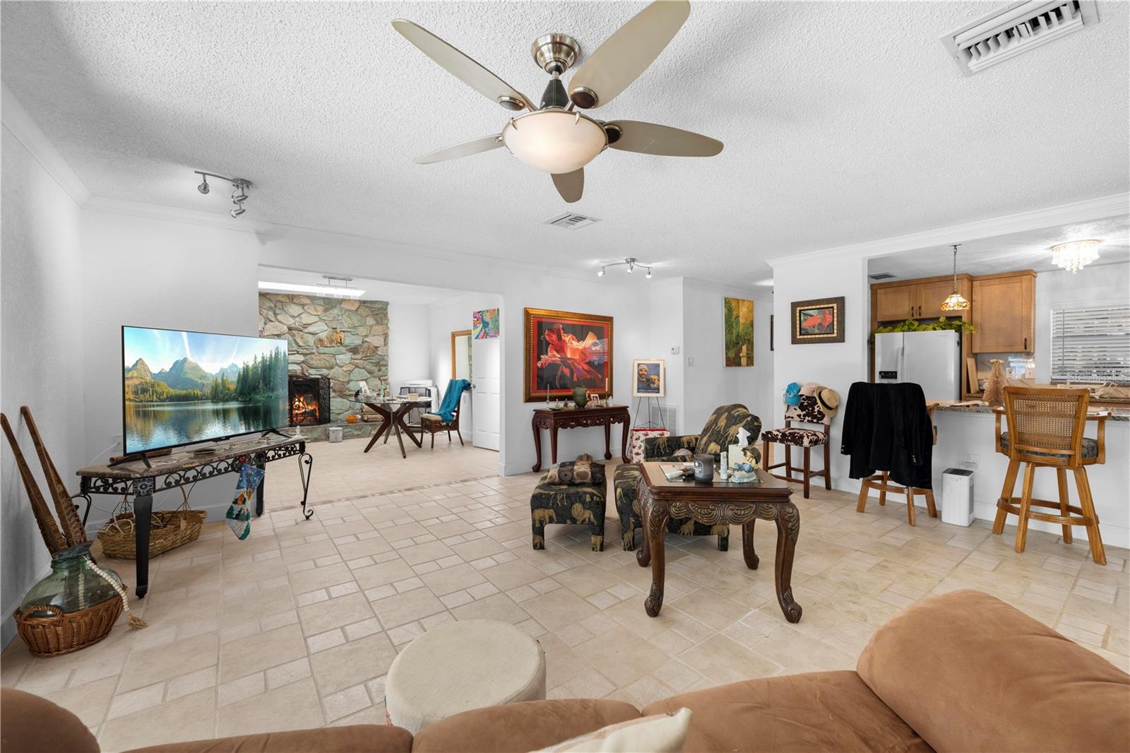 MARTHAS VINEYARD - Residential