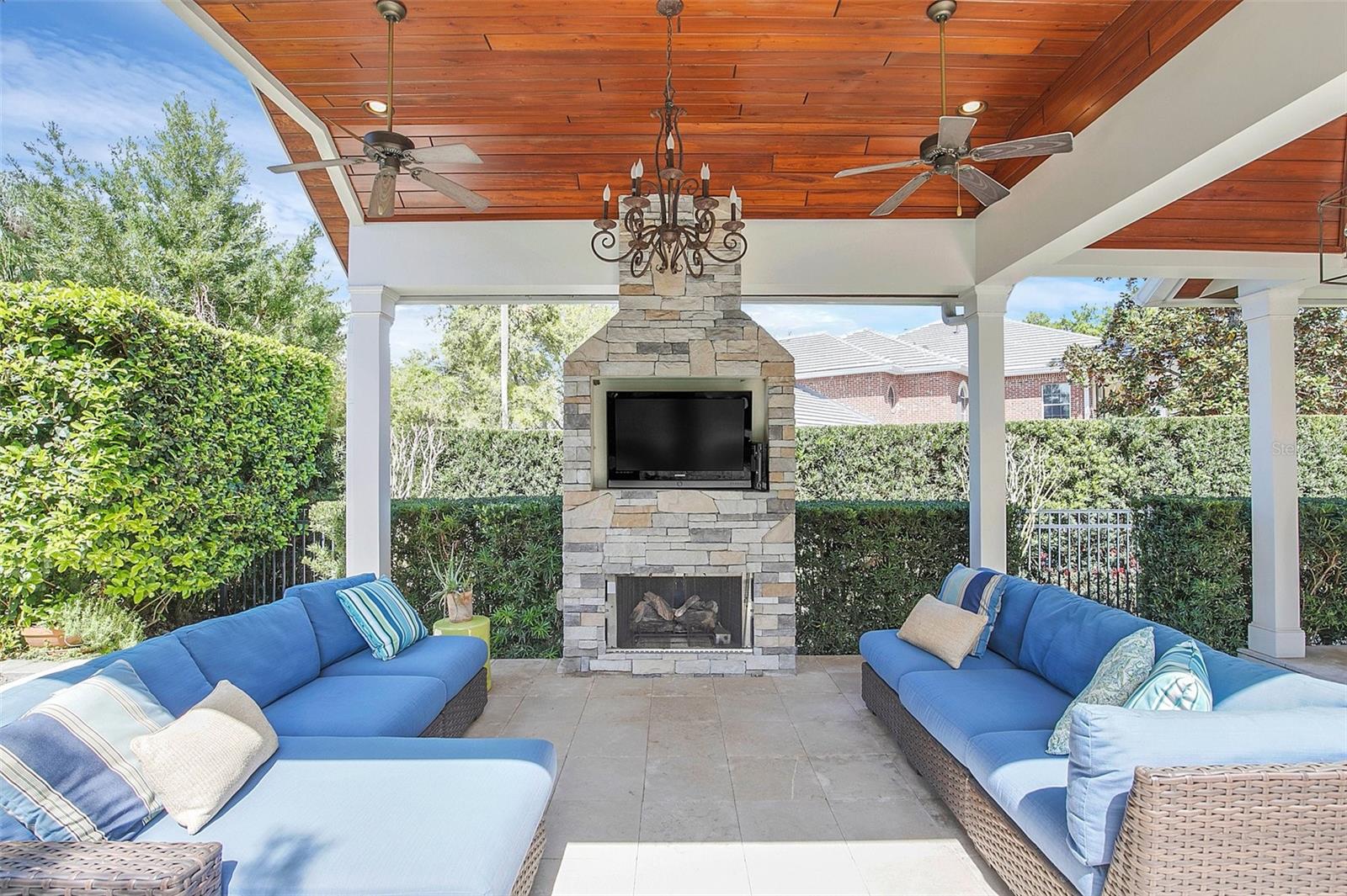 MAGNOLIA BAY - Residential