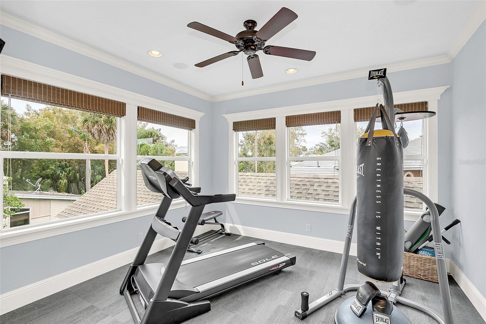 MAGNOLIA BAY - Residential