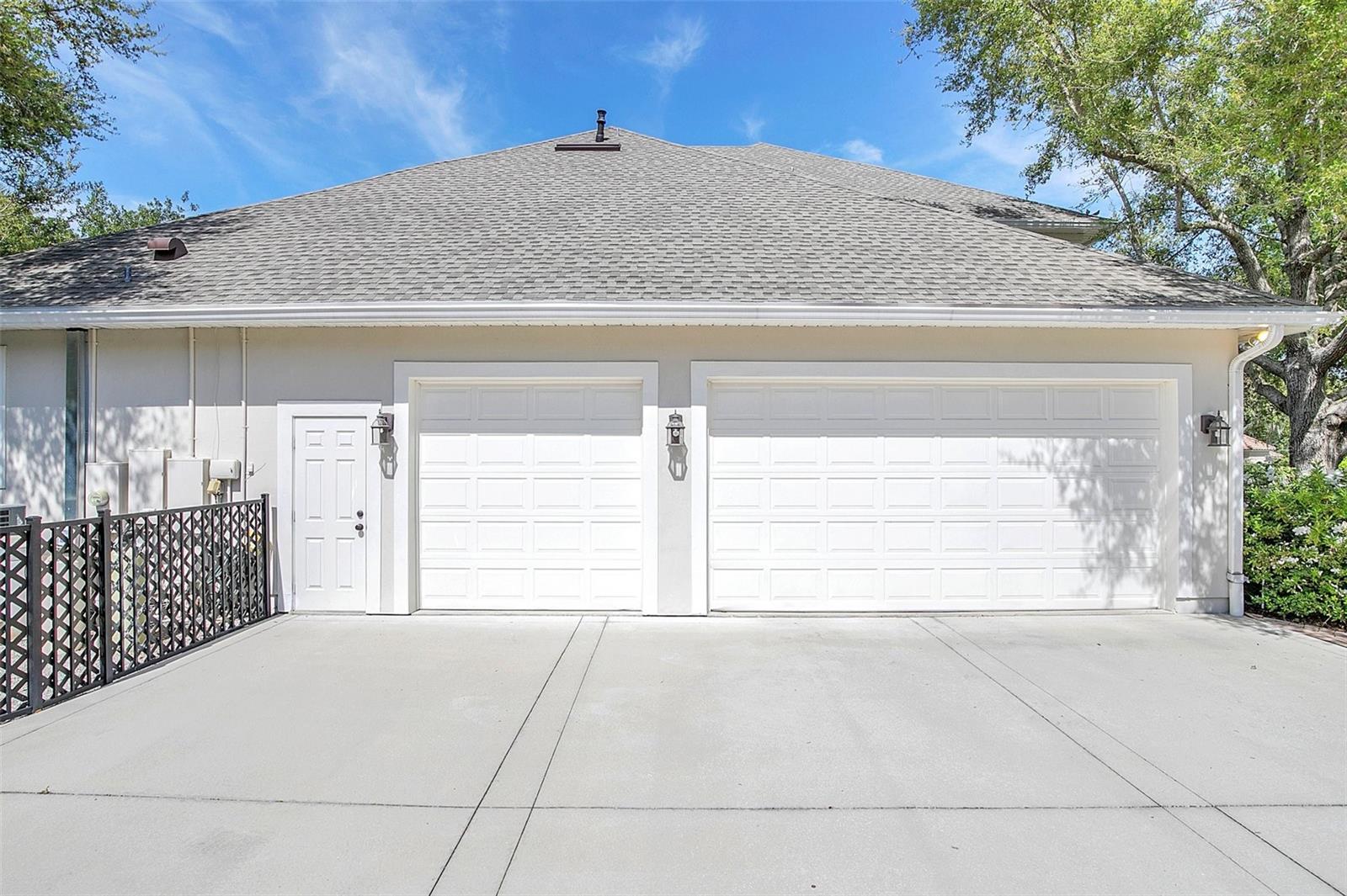 MAGNOLIA BAY - Residential